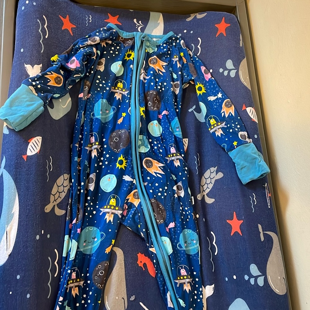 Little Sleepies 6-12m space zippy
